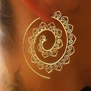 🆕 Gold Earrings-Boho Trendy Sophisticated Classic Casual!Brand NEw!!